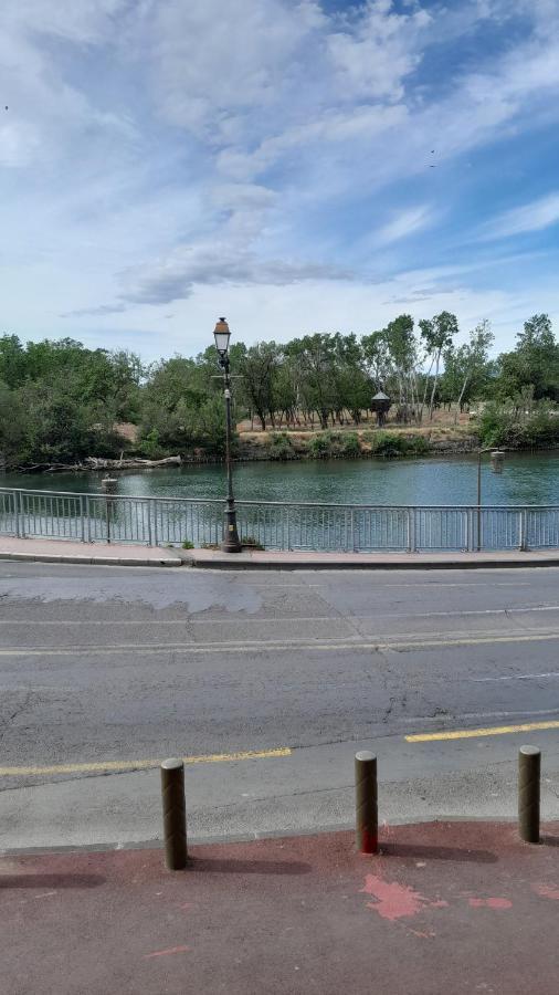 Appartement Authentique Au Bord Du Fleuve Herault Агде Екстериор снимка