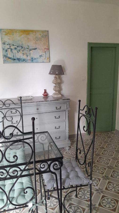 Appartement Authentique Au Bord Du Fleuve Herault Агде Екстериор снимка